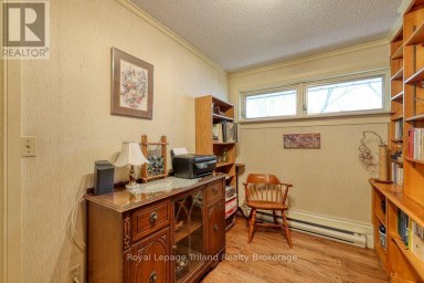 94 ROLPH STREET Tillsonburg Ontario photo 23