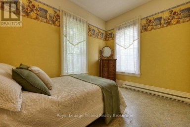 94 ROLPH STREET Tillsonburg Ontario photo 31