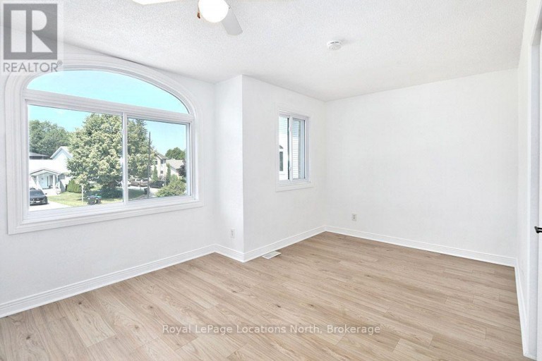 724 STE MARIE STREET, Collingwood, Ontario, L9Y4T5