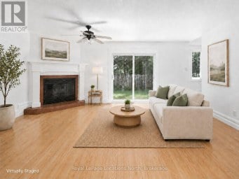724 STE MARIE STREET Collingwood Ontario photo 6