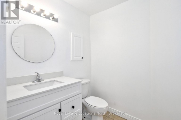 724 STE MARIE STREET, Collingwood, Ontario, L9Y4T5