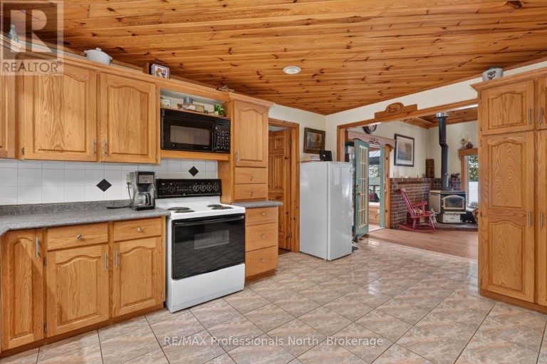 1102 PARALLEL FALLS LANE, Minden Hills (Minden), Ontario, K0M2K0