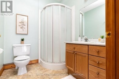 200 EDGEMERE ROAD Huntsville (Stephenson) Ontario photo 39