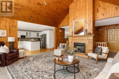 200 EDGEMERE ROAD Huntsville (Stephenson) Ontario photo 9