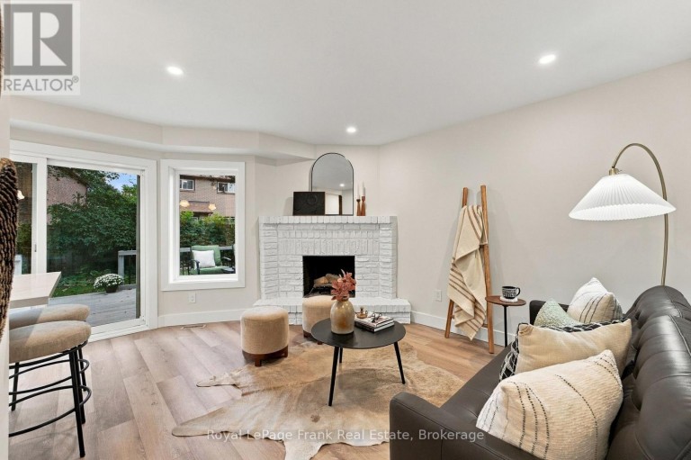 10 DELANEY DRIVE, Ajax (Central West), Ontario, L1T2K3