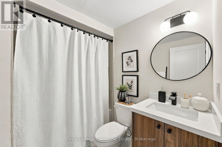 10 DELANEY DRIVE, Ajax (Central West), Ontario, L1T2K3