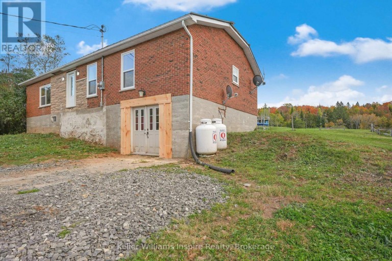7437 A HWY 620, Limerick, Ontario, K0L1P0