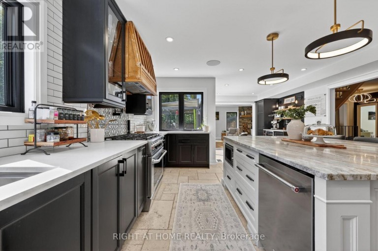 16 WOODLAND HEIGHTS DRIVE, Adjala-Tosorontio, Ontario, L0M1J0