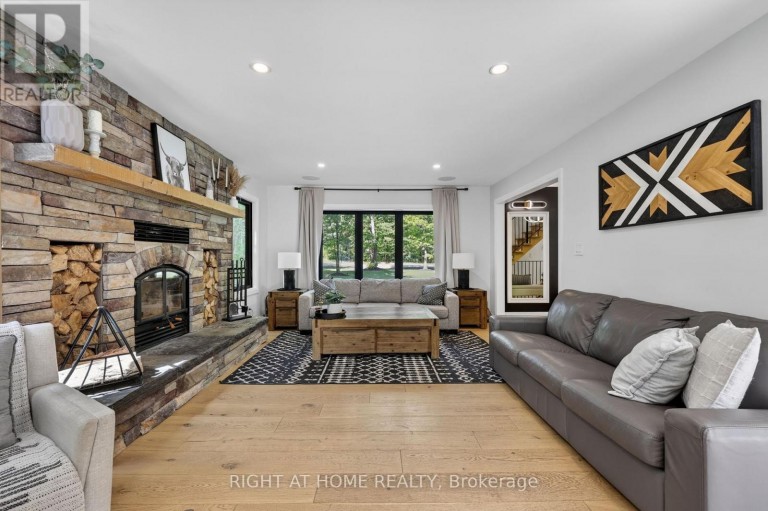 16 WOODLAND HEIGHTS DRIVE, Adjala-Tosorontio, Ontario, L0M1J0