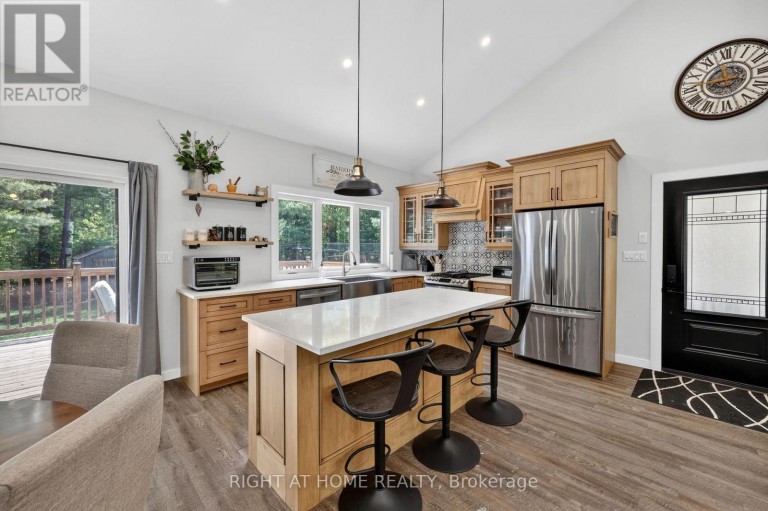 16 WOODLAND HEIGHTS DRIVE, Adjala-Tosorontio, Ontario, L0M1J0