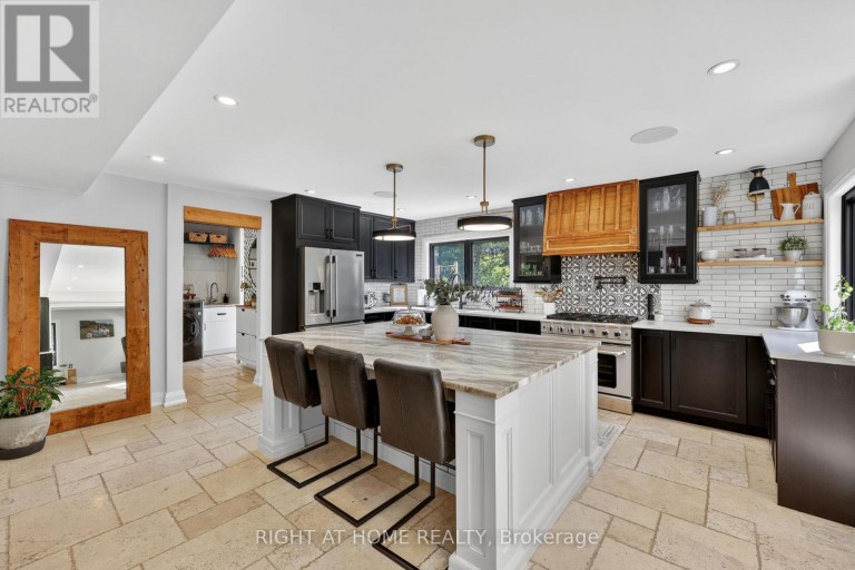 16 WOODLAND HEIGHTS DRIVE, Adjala-Tosorontio, Ontario, L0M1J0