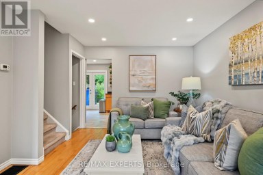 326 OAKWOOD COURT Newmarket (Huron Heights-Leslie Valley) Ontario photo 11