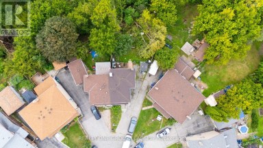 12 AZALEA COURT Toronto (Humbermede) Ontario photo 11