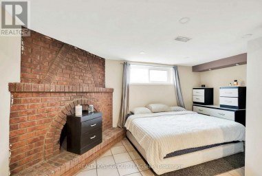 12 AZALEA COURT Toronto (Humbermede) Ontario photo 29