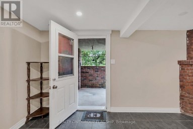 12 AZALEA COURT Toronto (Humbermede) Ontario photo 30