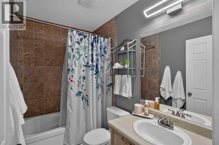 34 Mt Aberdeen Link SE, Calgary, Alberta, T2Z3N6