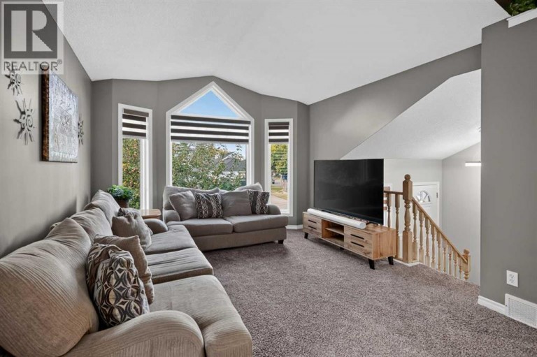 34 Mt Aberdeen Link SE, Calgary, Alberta, T2Z3N6