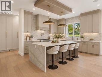 2908 13 Avenue NW Calgary Alberta photo 4