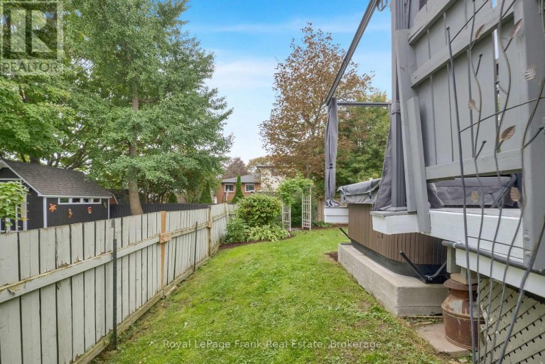 117 LAWRENCE CRESCENT, Clarington (Bowmanville), Ontario, L1C3S6