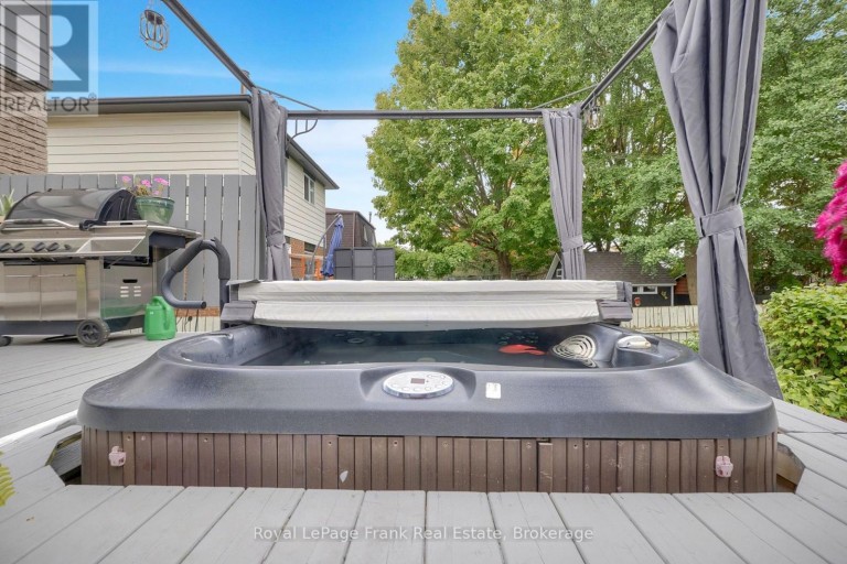 117 LAWRENCE CRESCENT, Clarington (Bowmanville), Ontario, L1C3S6