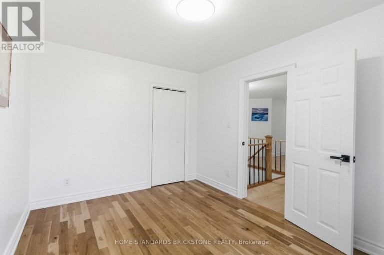 220 TORRESDALE AVENUE, Toronto (Westminster-Branson), Ontario, M2R3E8
