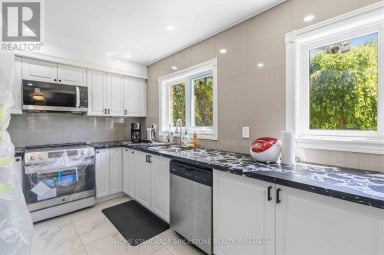 220 TORRESDALE AVENUE Toronto (Westminster-Branson) Ontario photo 9