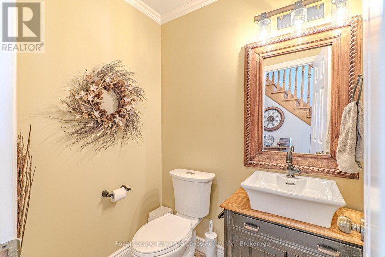 929 ELDON ROAD, Kawartha Lakes (Oakwood), Ontario, K0M2M0