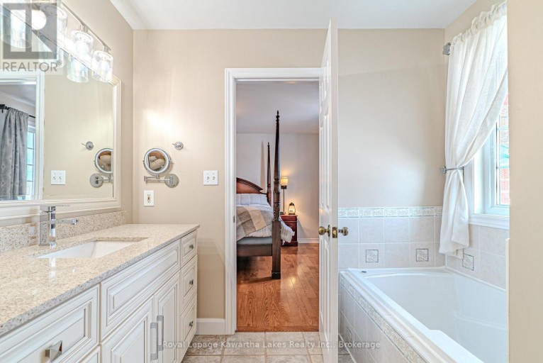 929 ELDON ROAD, Kawartha Lakes (Oakwood), Ontario, K0M2M0