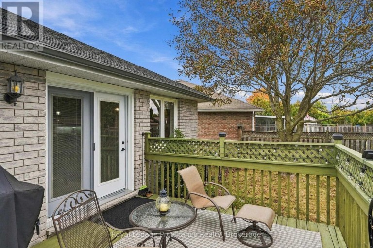 2979 JENNIFER DRIVE, Peterborough (Northcrest Ward 5), Ontario, K9L1Z9