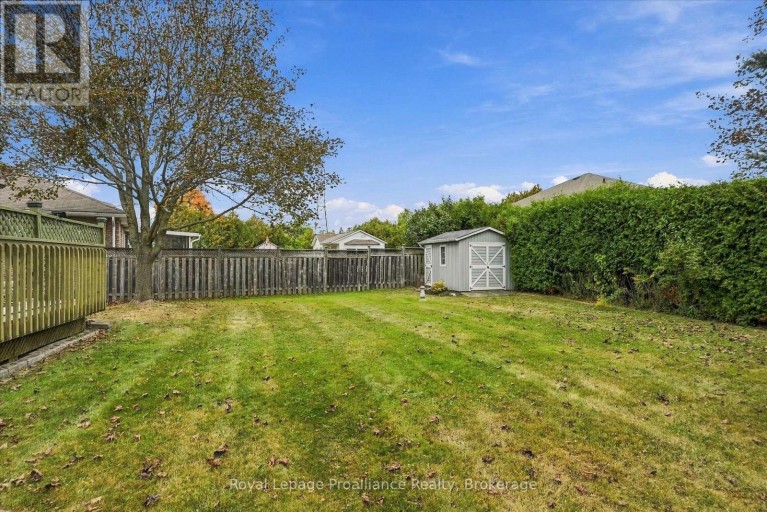 2979 JENNIFER DRIVE, Peterborough (Northcrest Ward 5), Ontario, K9L1Z9