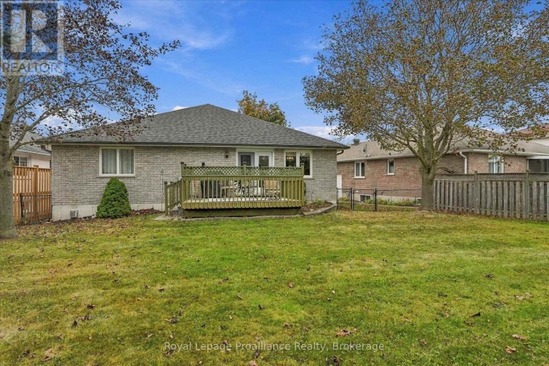 2979 JENNIFER DRIVE, Peterborough (Northcrest Ward 5), Ontario, K9L1Z9