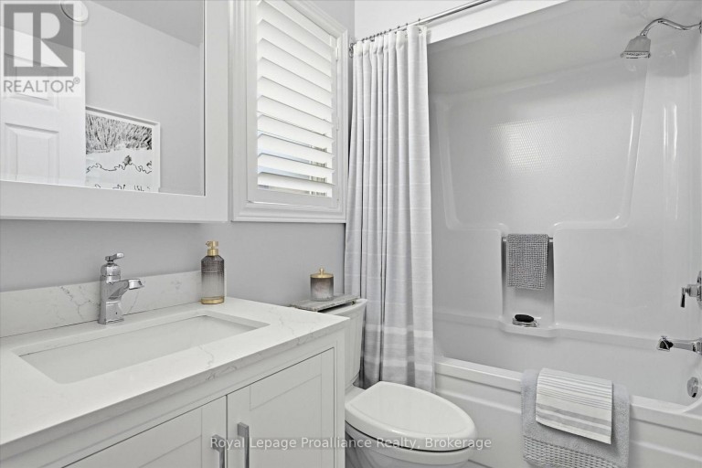 2979 JENNIFER DRIVE, Peterborough (Northcrest Ward 5), Ontario, K9L1Z9