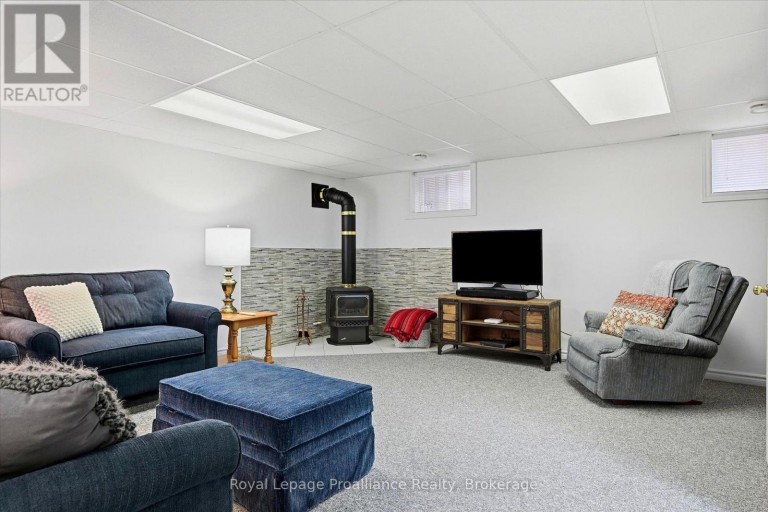 2979 JENNIFER DRIVE, Peterborough (Northcrest Ward 5), Ontario, K9L1Z9