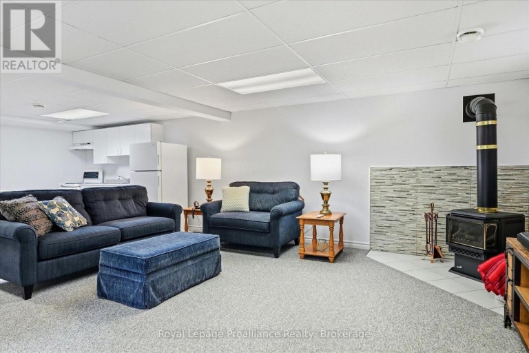 2979 JENNIFER DRIVE, Peterborough (Northcrest Ward 5), Ontario, K9L1Z9