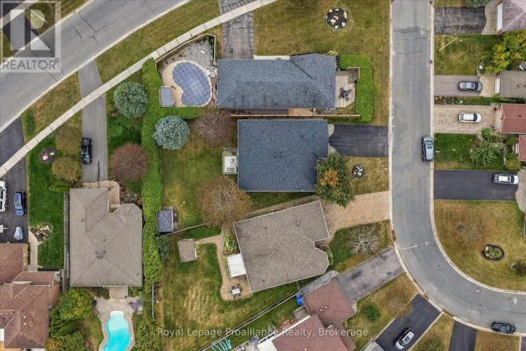 2979 JENNIFER DRIVE, Peterborough (Northcrest Ward 5), Ontario, K9L1Z9