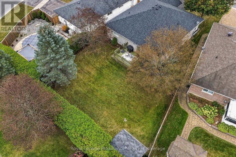 2979 JENNIFER DRIVE, Peterborough (Northcrest Ward 5), Ontario, K9L1Z9