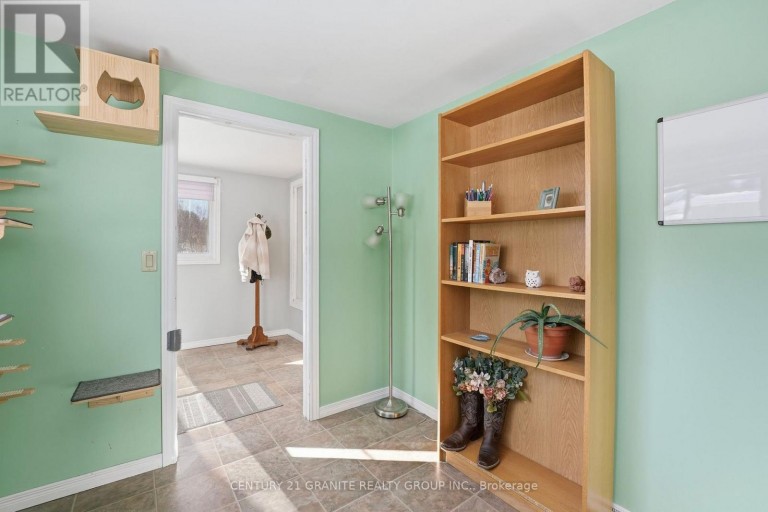 1367 DETLOR ROAD, Bancroft (Dungannon Ward), Ontario, K0L2L0
