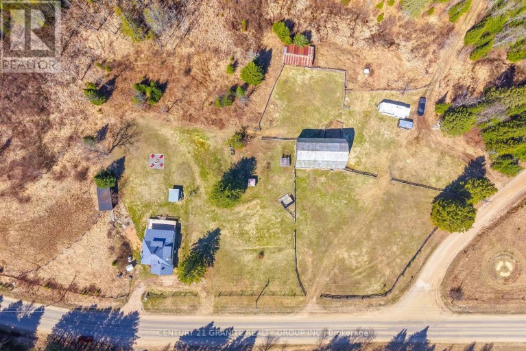1367 DETLOR ROAD, Bancroft (Dungannon Ward), Ontario, K0L2L0