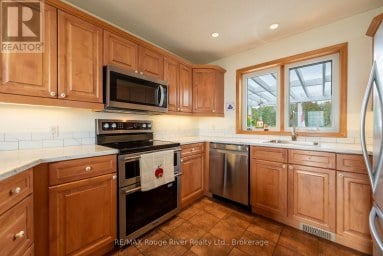 455 LAKESHORE ROAD Alnwick/Haldimand (Grafton) Ontario photo 11