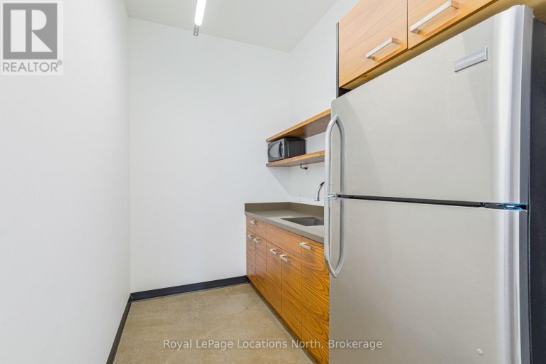 A - 39 STEWART ROAD, Collingwood, Ontario, L9Y4M7