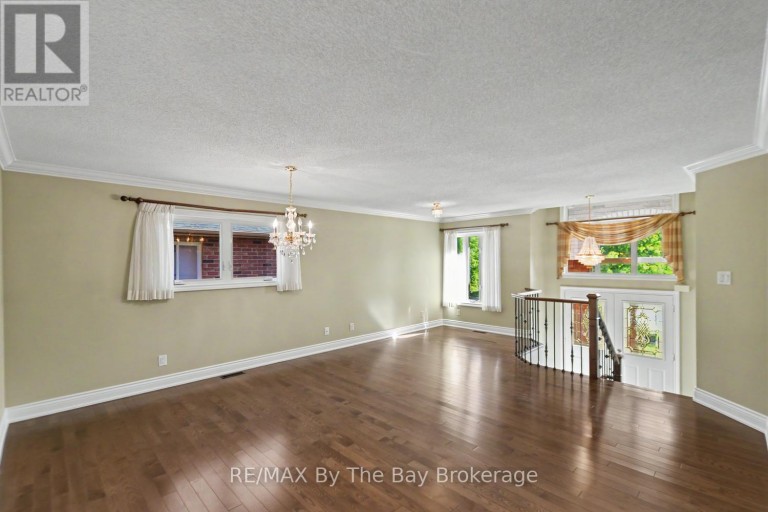 33 TELFER ROAD, Collingwood, Ontario, L9Y5H5