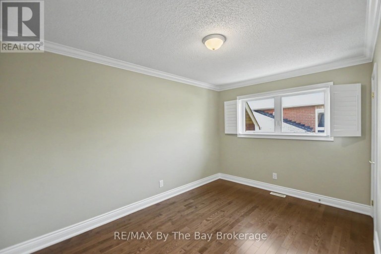 33 TELFER ROAD, Collingwood, Ontario, L9Y5H5