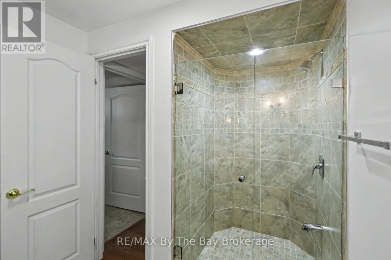 33 TELFER ROAD, Collingwood, Ontario, L9Y5H5
