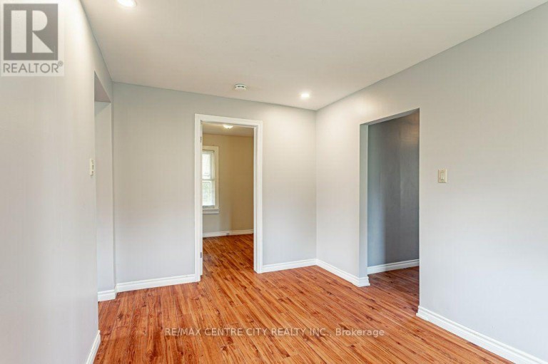4526 WONDERLAND ROAD S, London South (South W), Ontario, N6P1S8