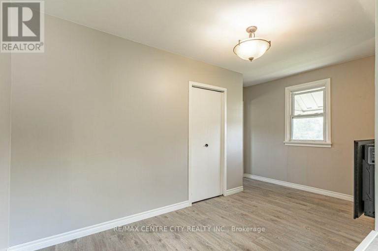 4526 WONDERLAND ROAD S, London South (South W), Ontario, N6P1S8