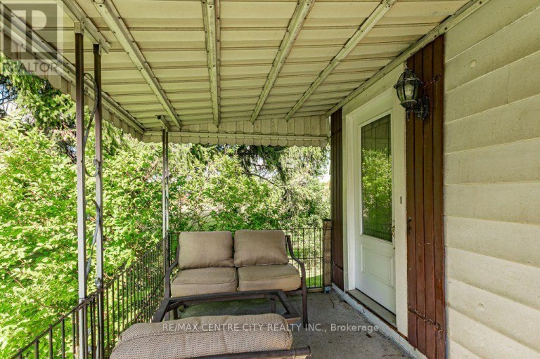 4526 WONDERLAND ROAD S, London South (South W), Ontario, N6P1S8