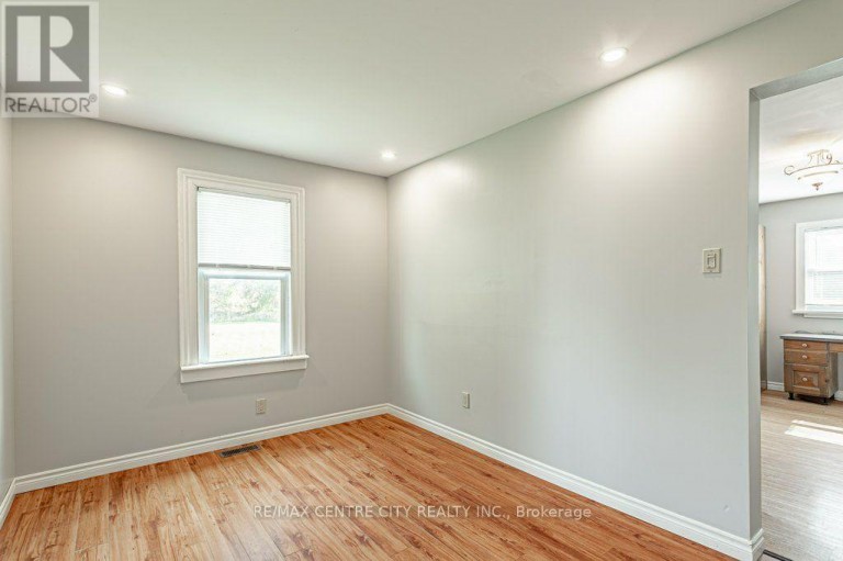4526 WONDERLAND ROAD S, London South (South W), Ontario, N6P1S8