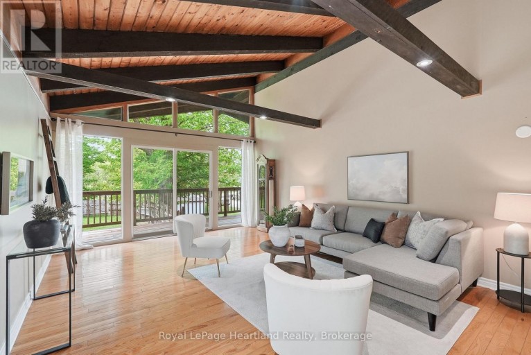 2058 JAMES STREET, Howick, Ontario, N0G1X0