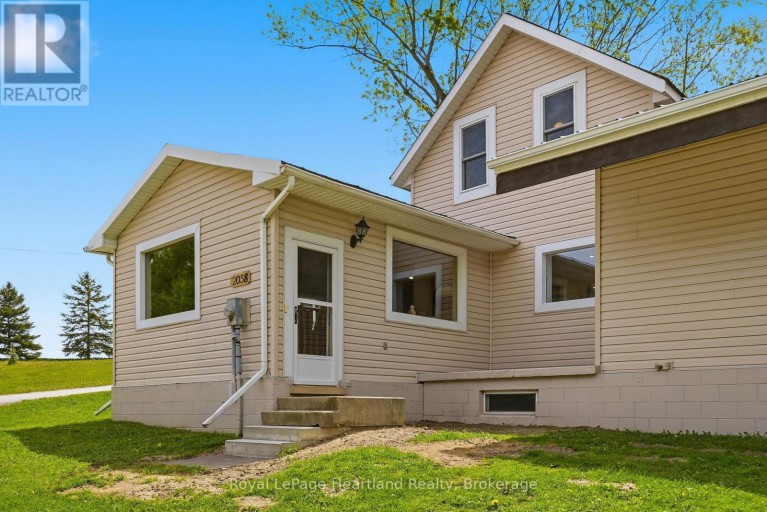 2058 JAMES STREET, Howick, Ontario, N0G1X0