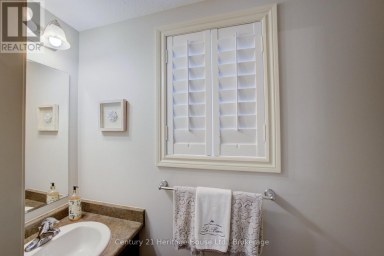 79 LAUGHLAND LANE Guelph (Pineridge/Westminster Woods) Ontario photo 11